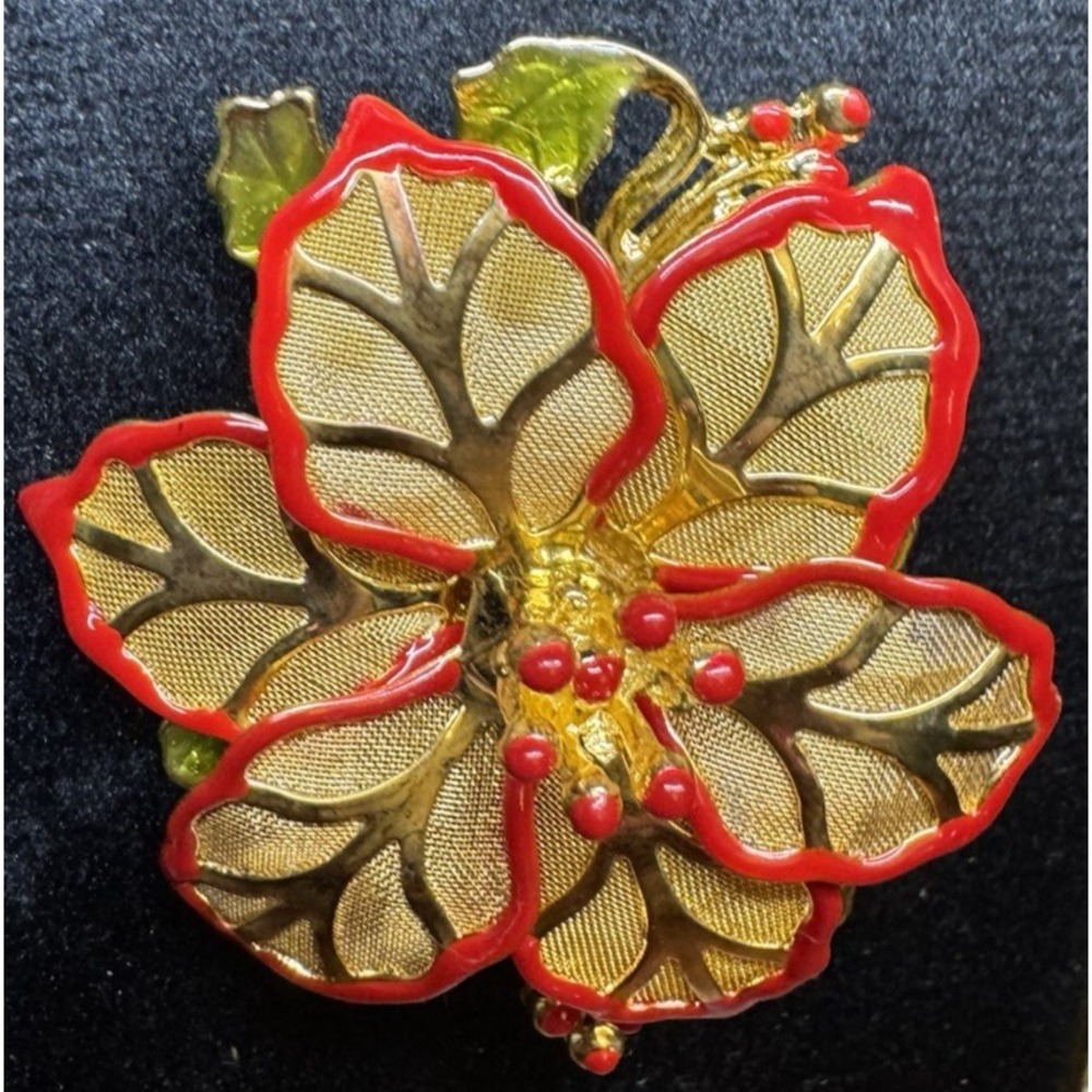 Vintage KC Red Enamel Flower Brooch Gold Tone Filigree‎ Mesh Statement Pin